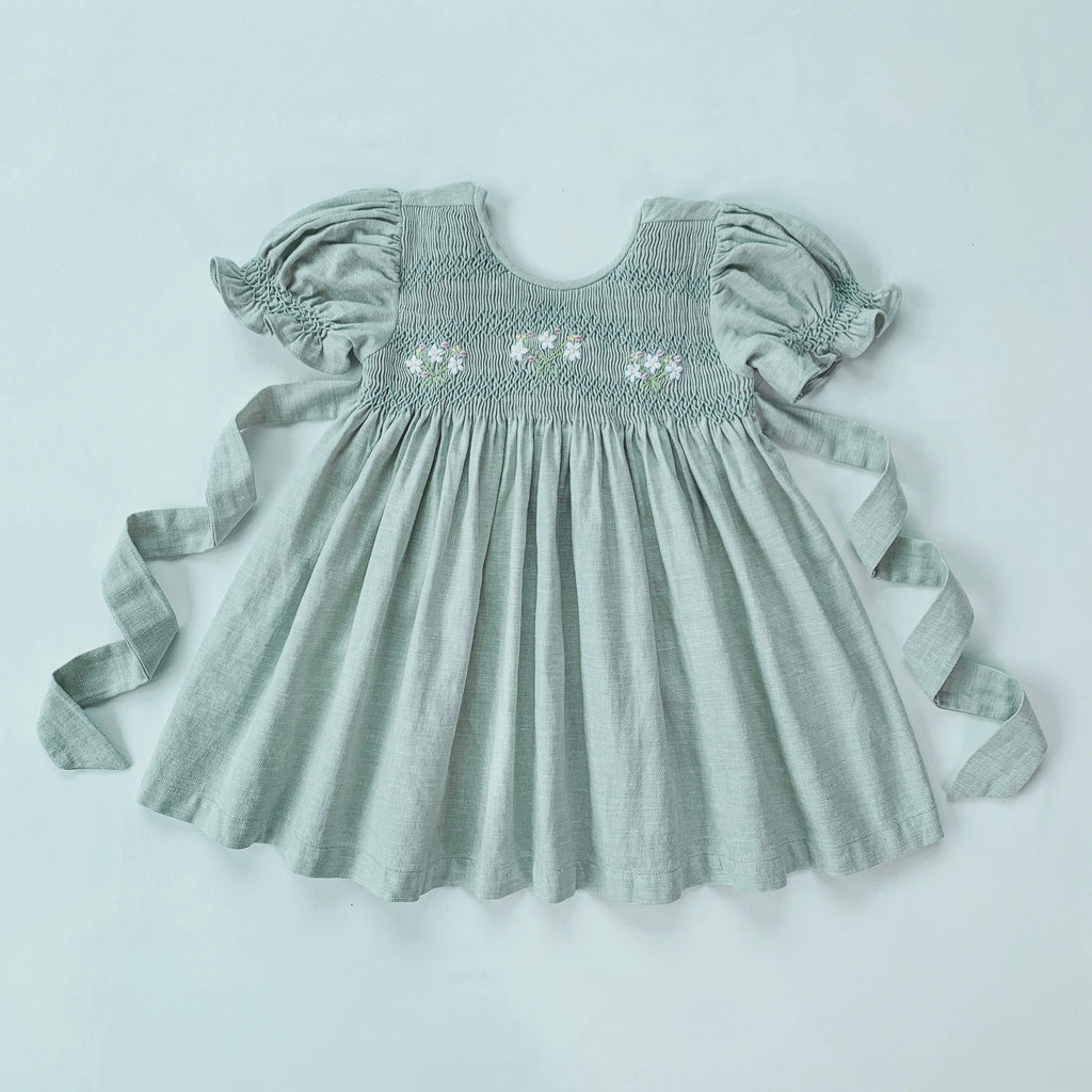 Cloudy Garde Dress (short-sleeved)